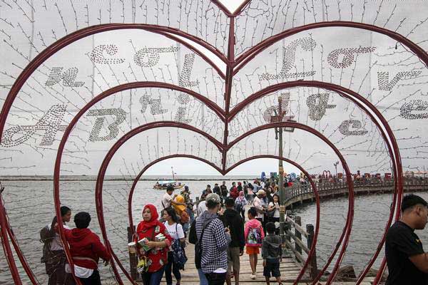 Kemenpar Tarik Minat Milenial dengan Paltform Digital